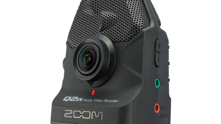Zoom Q2N Camera